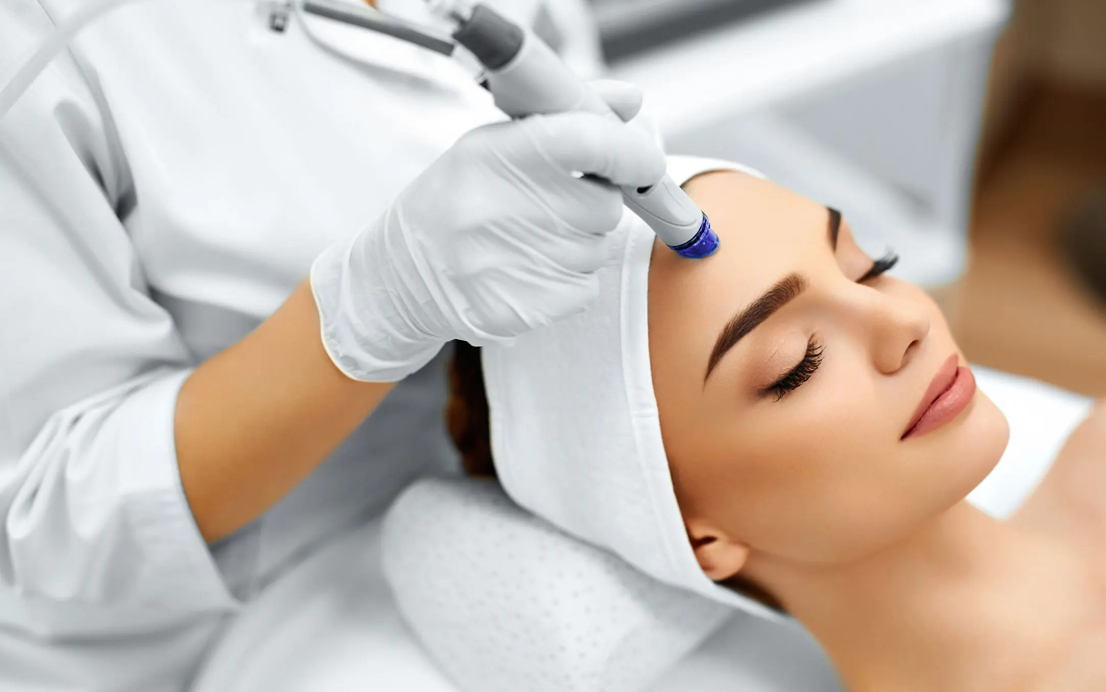 What Is Collagen Lift Therapy and How Can It Help Ageing, Loose Skin Parsons Green?